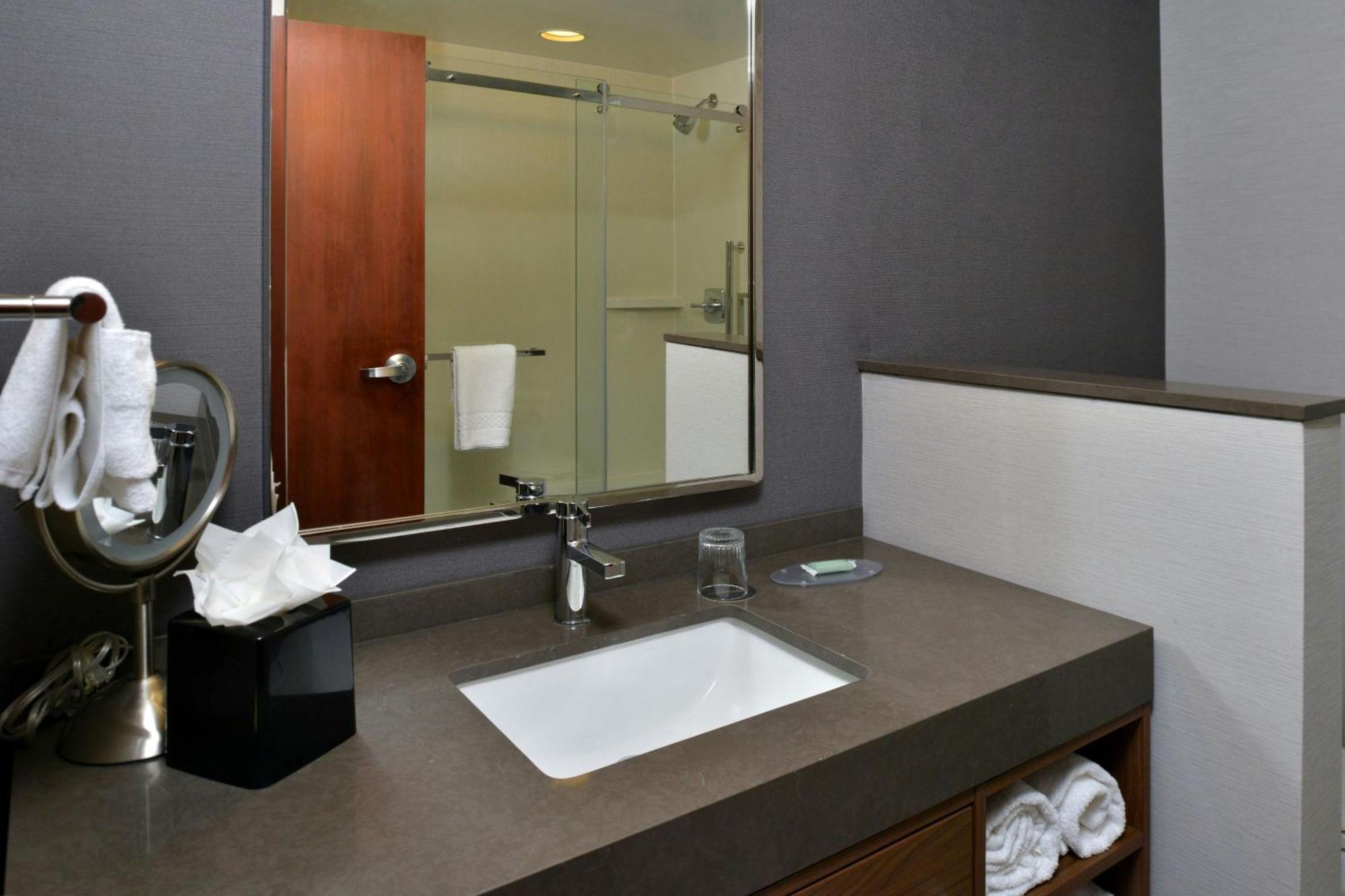 Courtyard By Marriott Harrisburg Hershey Zewnętrze zdjęcie