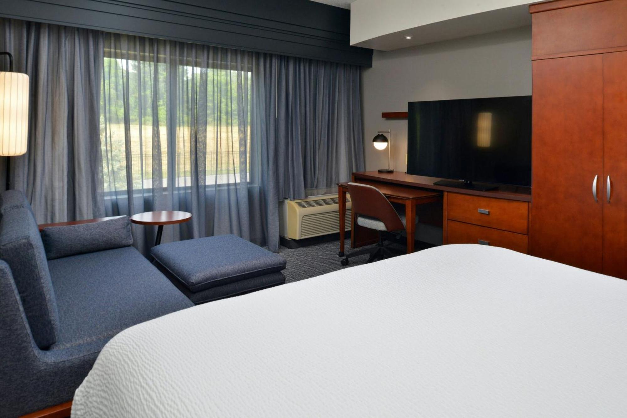 Courtyard By Marriott Harrisburg Hershey Zewnętrze zdjęcie