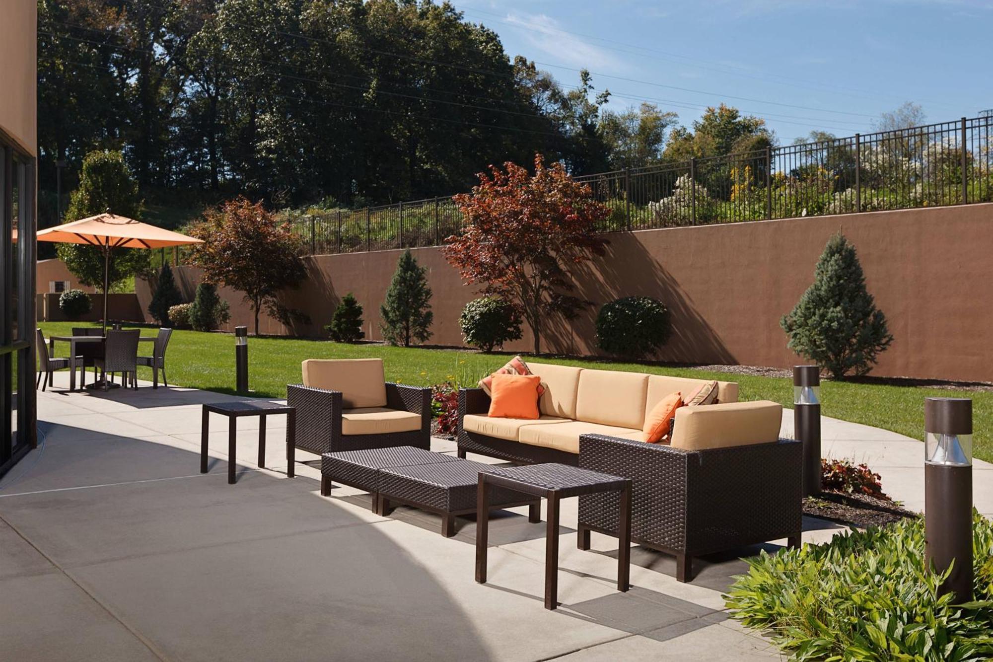 Courtyard By Marriott Harrisburg Hershey Zewnętrze zdjęcie