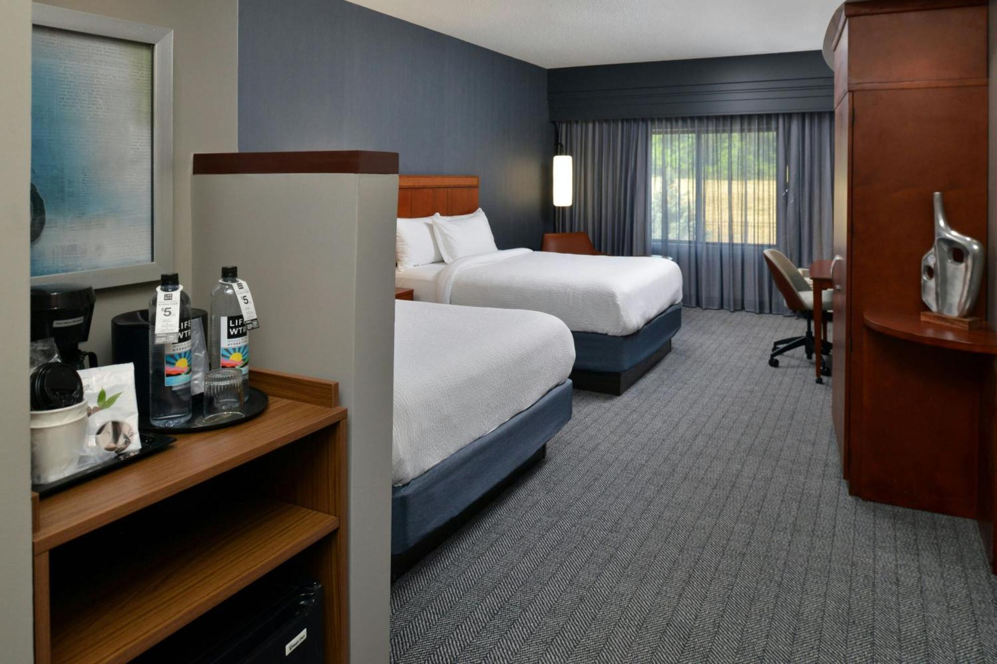 Courtyard By Marriott Harrisburg Hershey Zewnętrze zdjęcie